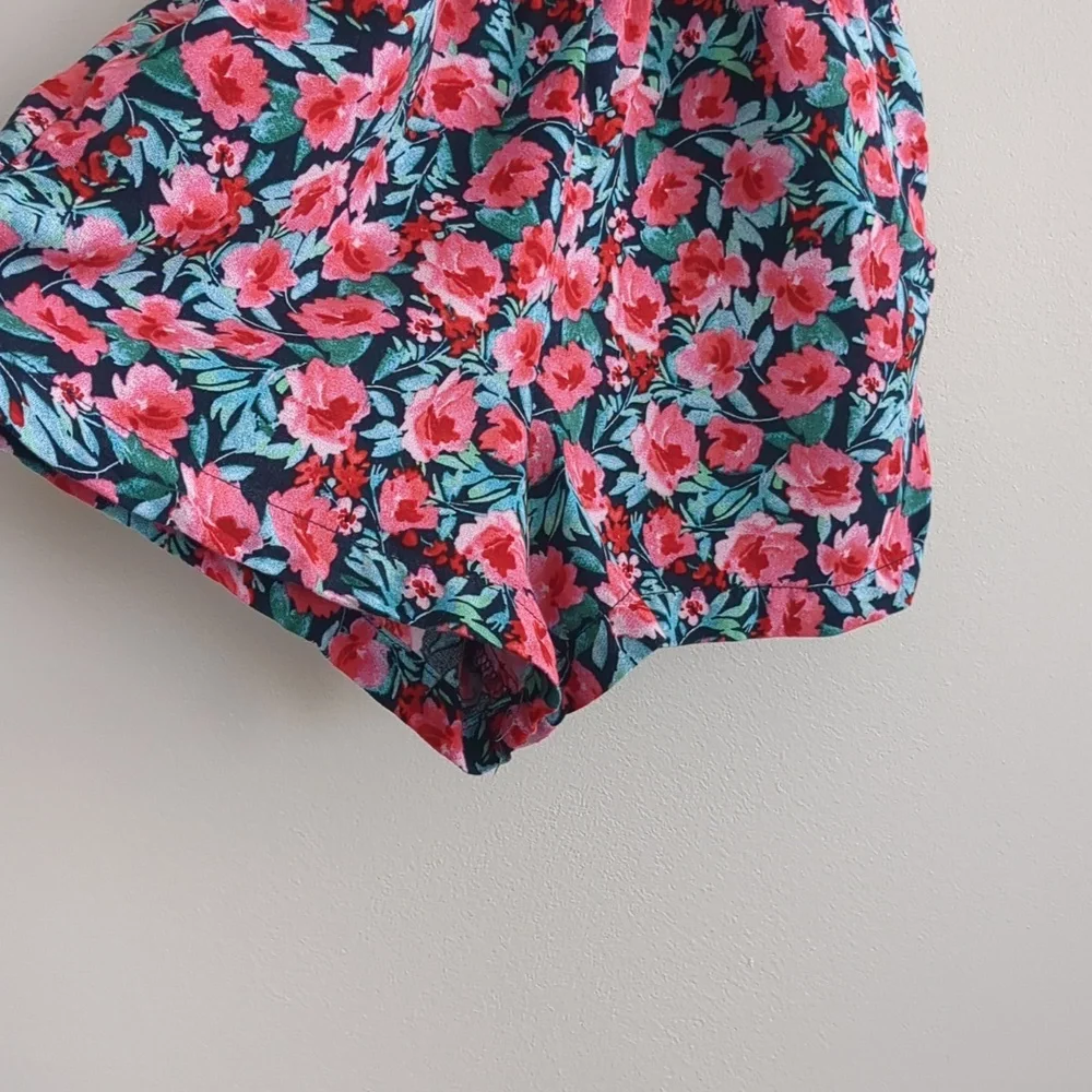 Girls Old Navy Sleeveless Printed Smocked Romper (Size S 6/7)
